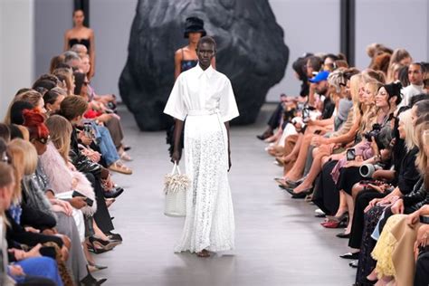 olivia aydin michael kors|Bold looks among boulders at Michael Kors’ New York Fashion .